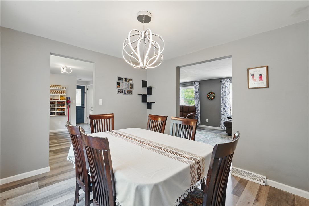 Penn Hills, Pennsylvania 15235, United States, 4 Bedrooms Bedrooms, ,2 BathroomsBathrooms,Residential,Contingent,144045