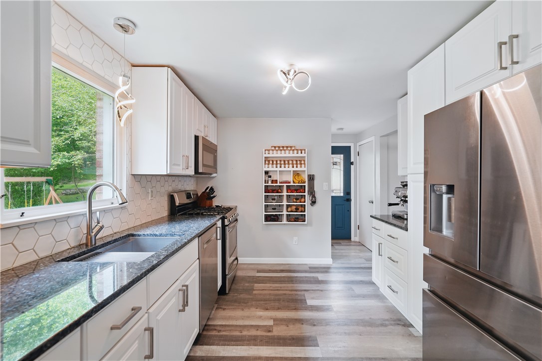 Penn Hills, Pennsylvania 15235, United States, 4 Bedrooms Bedrooms, ,2 BathroomsBathrooms,Residential,Contingent,144045