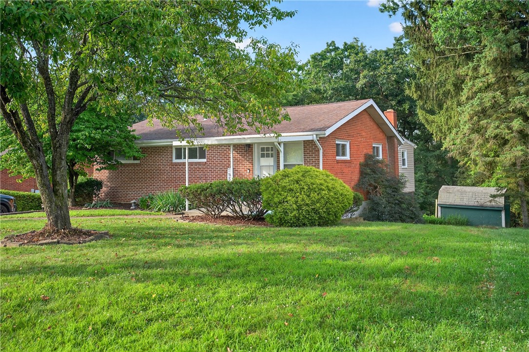 Ross Twp, Pennsylvania 15237, United States, 3 Bedrooms Bedrooms, ,2 BathroomsBathrooms,Residential,Active,173747