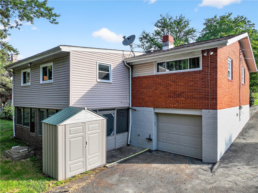 Ross Twp, Pennsylvania 15237, United States, 3 Bedrooms Bedrooms, ,2 BathroomsBathrooms,Residential,Active,173747