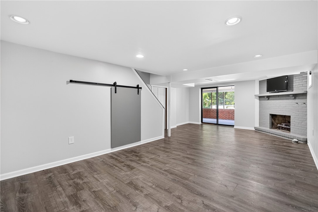 Ross Twp, Pennsylvania 15237, United States, 3 Bedrooms Bedrooms, ,2 BathroomsBathrooms,Residential,Active,173747