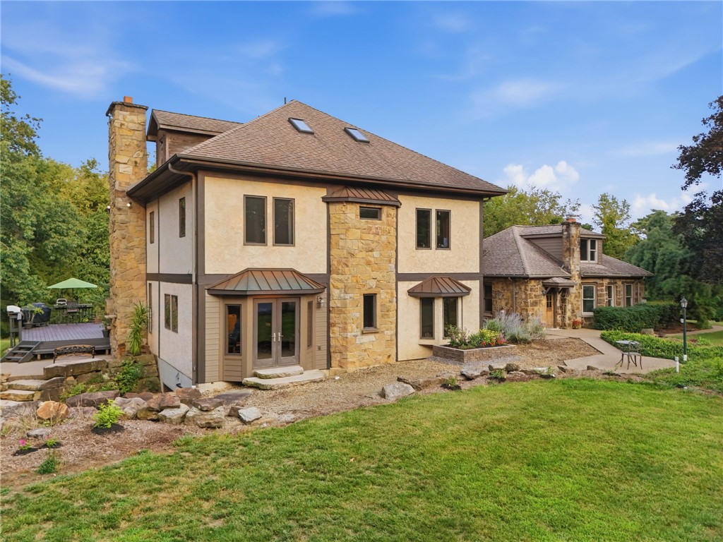 3023 Fairview Rd