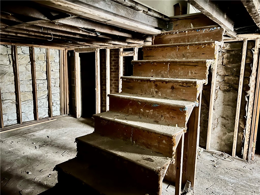 Windber, Pennsylvania 15963, United States, 3 Bedrooms Bedrooms, ,2 BathroomsBathrooms,Residential,Active,20693