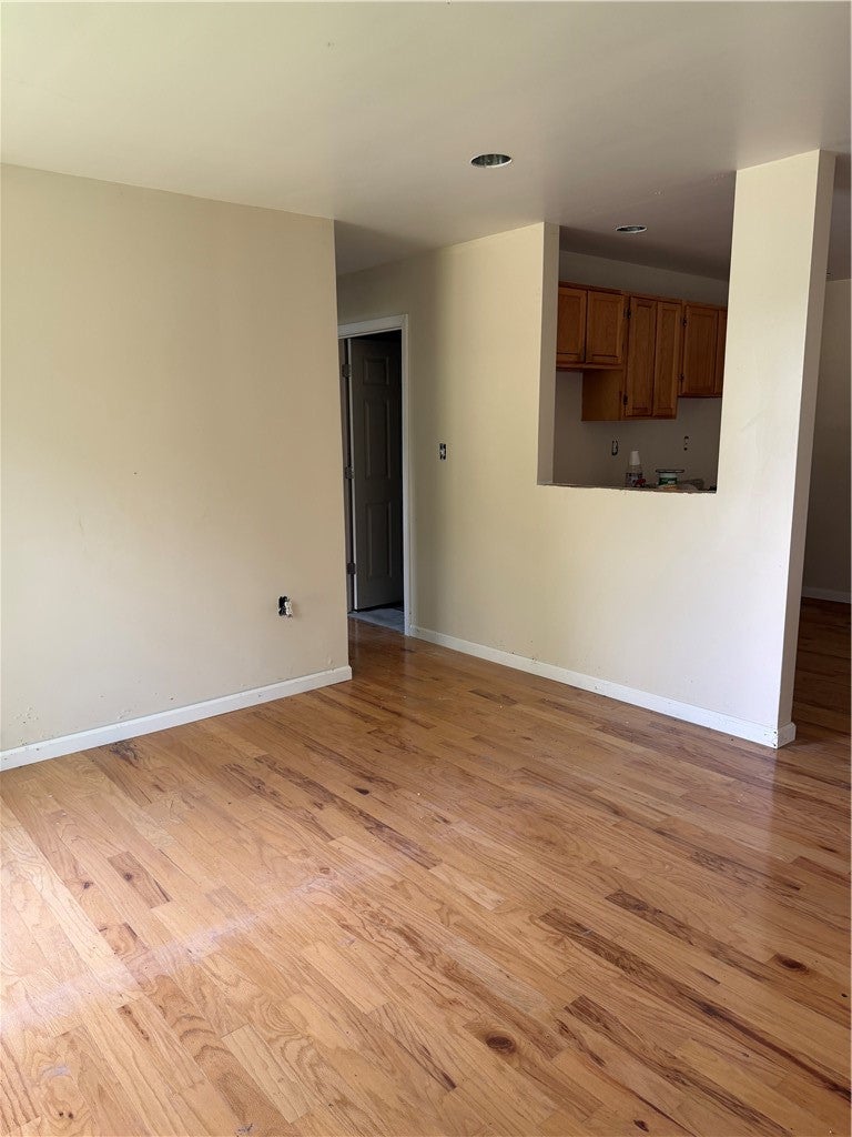 422 W Carter Dr