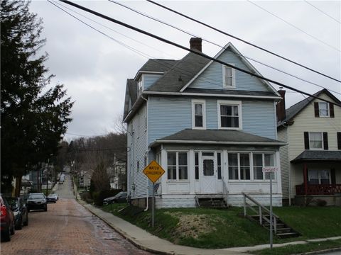 Photo of 220 Street, Butler, PA 16001 (MLS # 1745943)