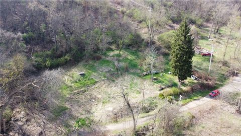 1707 West Ave Beaver Falls PA 15010