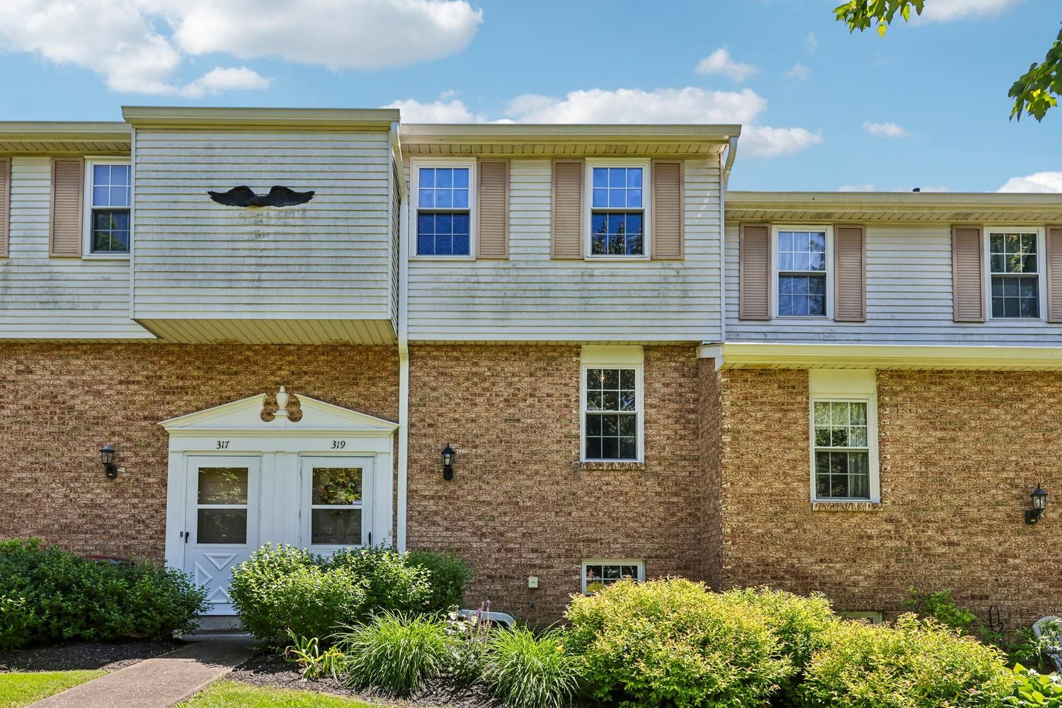 319 Bellford Court
