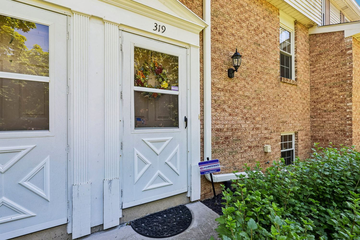 319 Bellford Court