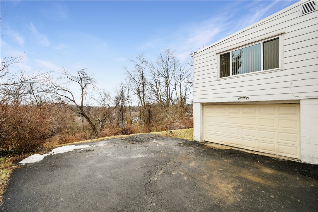 3130 S South Park Rd Rd, Bethel Park, Pennsylvania image 32
