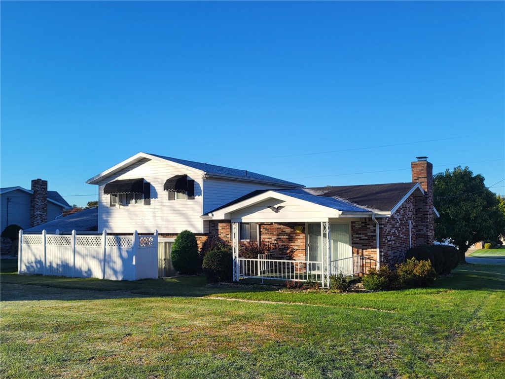 44 Clover Dr