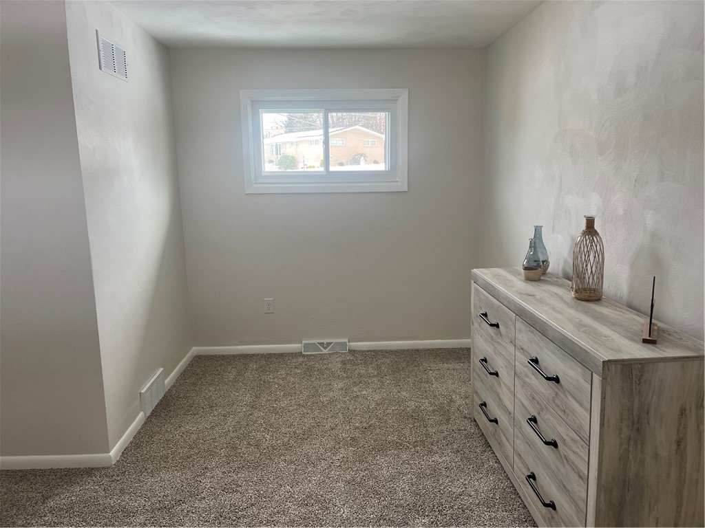 Hempfield Twp - Wml, Pennsylvania 15601, United States, 3 Bedrooms Bedrooms, ,3 BathroomsBathrooms,Residential,Pending,2262