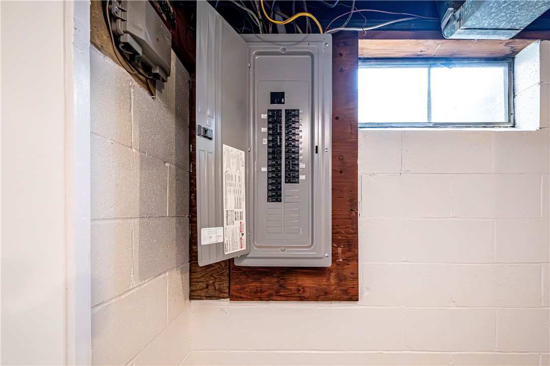 Hempfield Twp - Wml, Pennsylvania 15601, United States, 3 Bedrooms Bedrooms, ,3 BathroomsBathrooms,Residential,Pending,2262