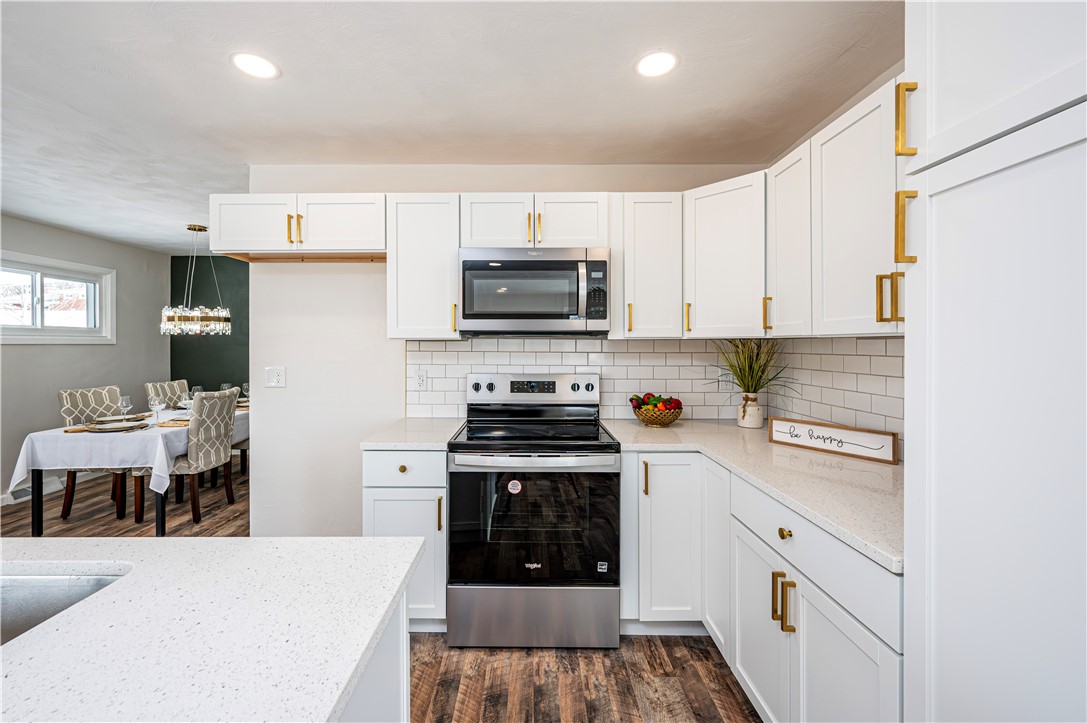 Hempfield Twp - Wml, Pennsylvania 15601, United States, 3 Bedrooms Bedrooms, ,3 BathroomsBathrooms,Residential,Pending,2262