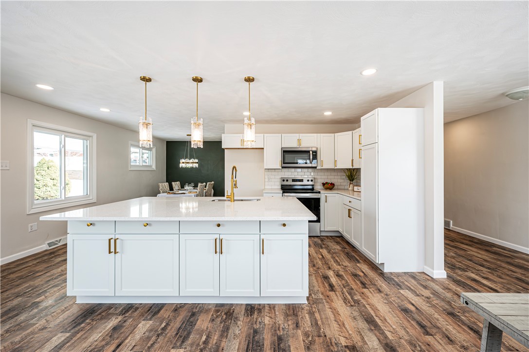 Hempfield Twp - Wml, Pennsylvania 15601, United States, 3 Bedrooms Bedrooms, ,3 BathroomsBathrooms,Residential,Pending,2262