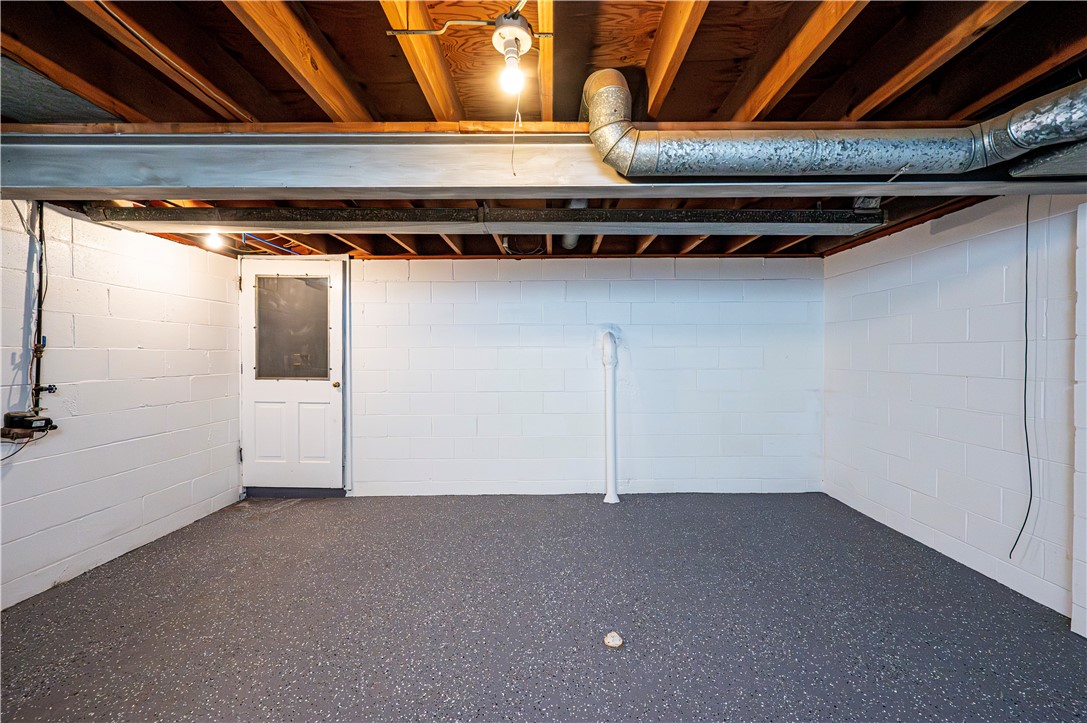 Hempfield Twp - Wml, Pennsylvania 15601, United States, 3 Bedrooms Bedrooms, ,3 BathroomsBathrooms,Residential,Pending,2262