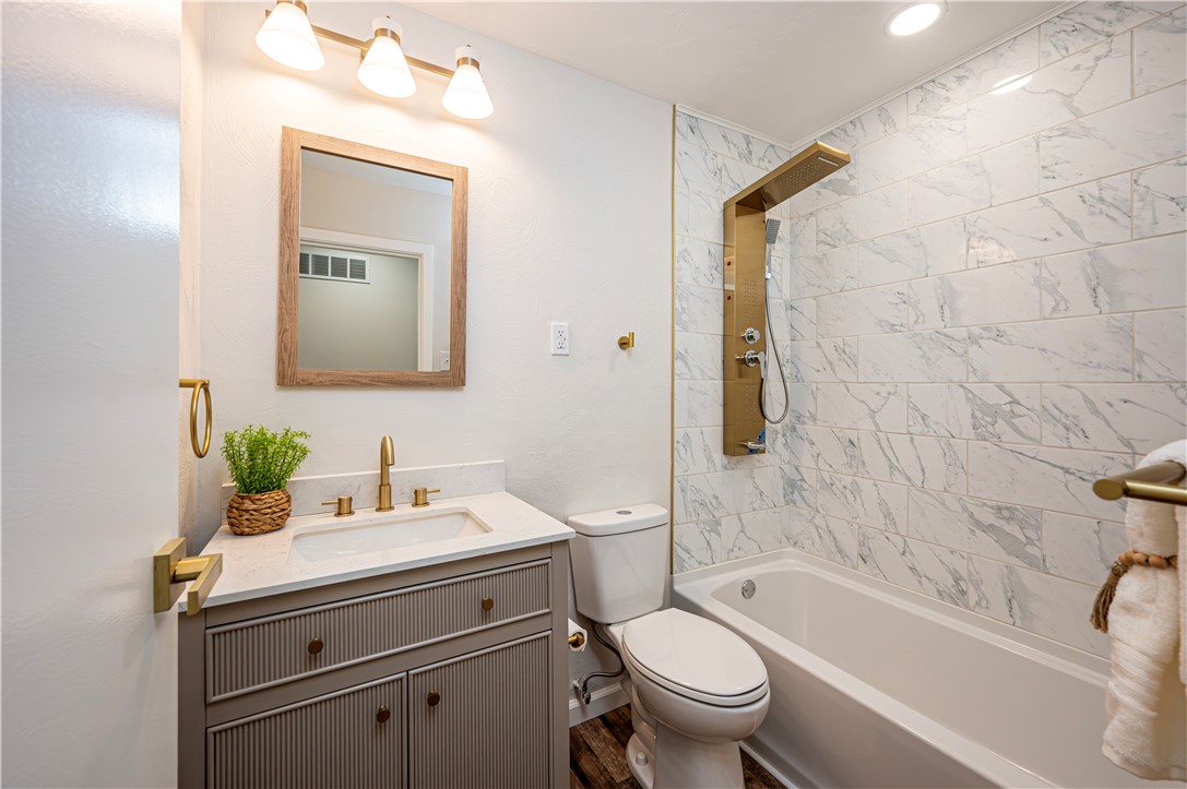 Hempfield Twp - Wml, Pennsylvania 15601, United States, 3 Bedrooms Bedrooms, ,3 BathroomsBathrooms,Residential,Pending,2262