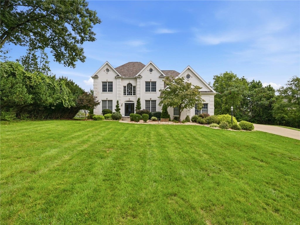 1805 Hassam Rd