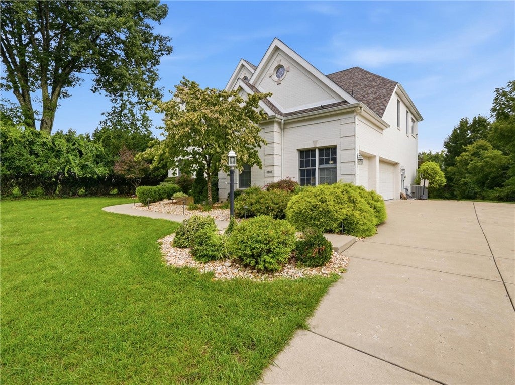 1805 Hassam Rd