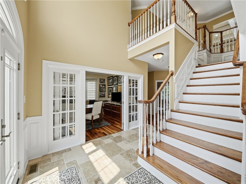 1805 Hassam Rd