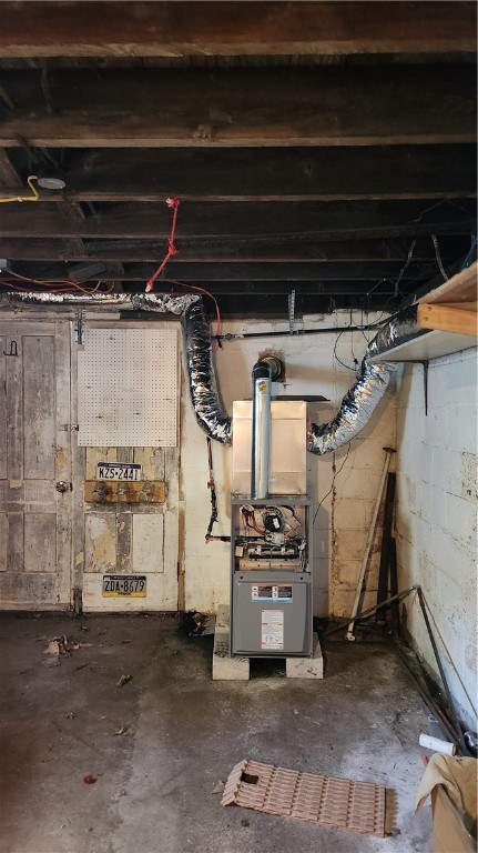 Oil City, Pennsylvania 16301, United States, 2 Bedrooms Bedrooms, ,1 BathroomBathrooms,Residential,Active,223326