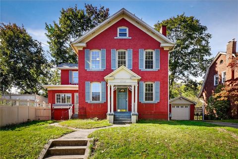 Photo of 1702 3rd Ave, New Brighton, PA 15066 (MLS # 1726426)