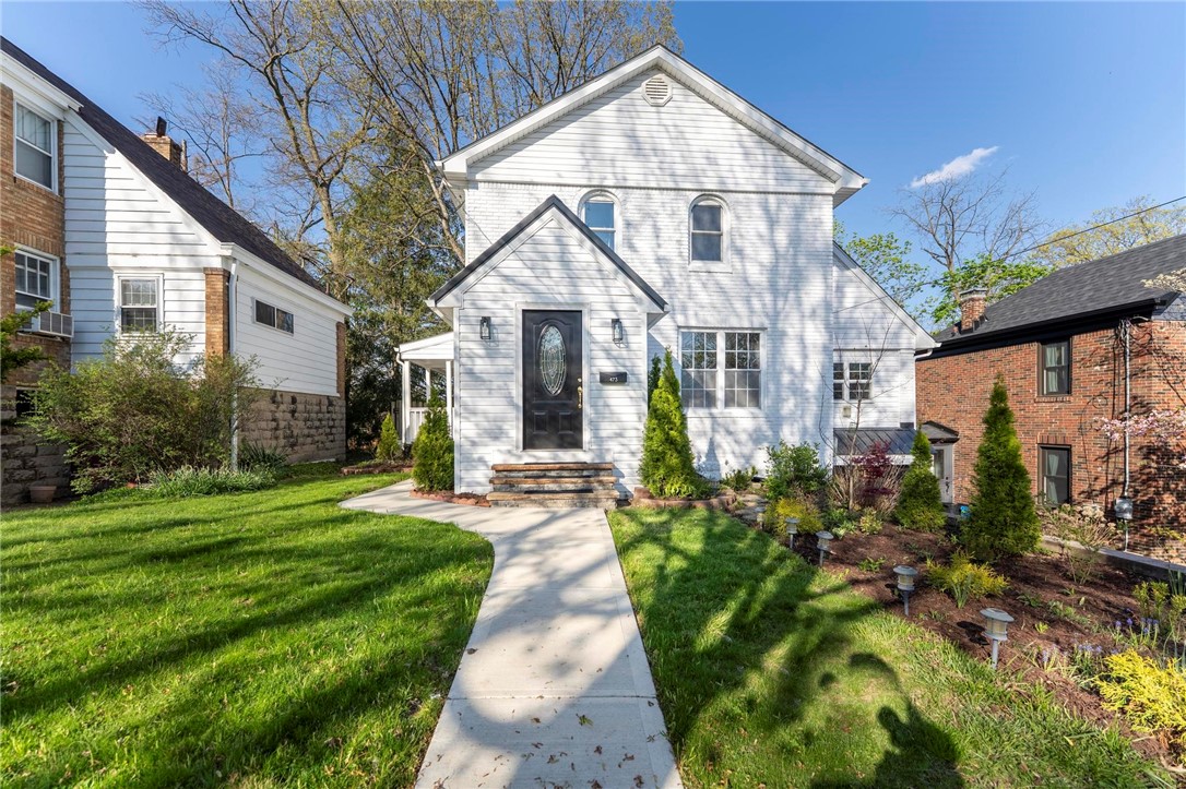 473 Carnegie Dr.