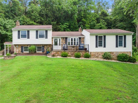Photo for 128 Honey Suckle Ln