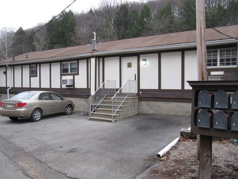 Photo of 4085 Old Route 8, Hampton, PA 15101 (MLS # 1749411)