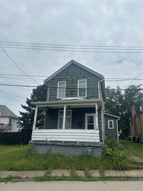 Photo of 117 Regina St, Homestead, PA 15120 (MLS # 1763481)
