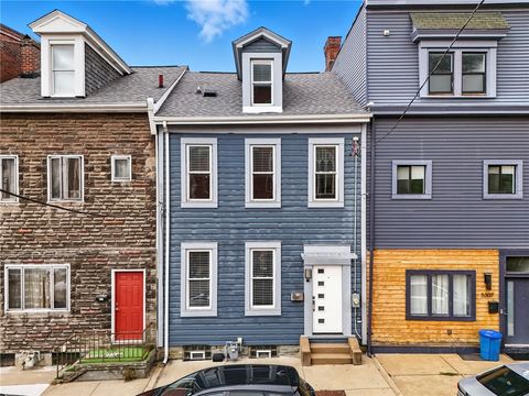 Photo of 5305 Carnegie St, Pittsburgh, PA 15201 (MLS # 1725788)