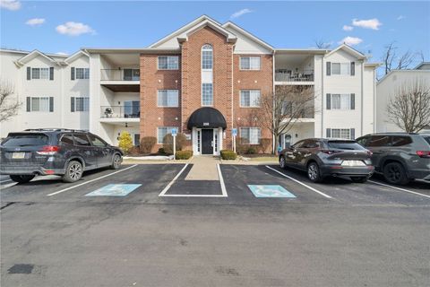 Photo of 250 Hidden Ridge Ct #301, South Park, PA 15129 (MLS # 1740479)