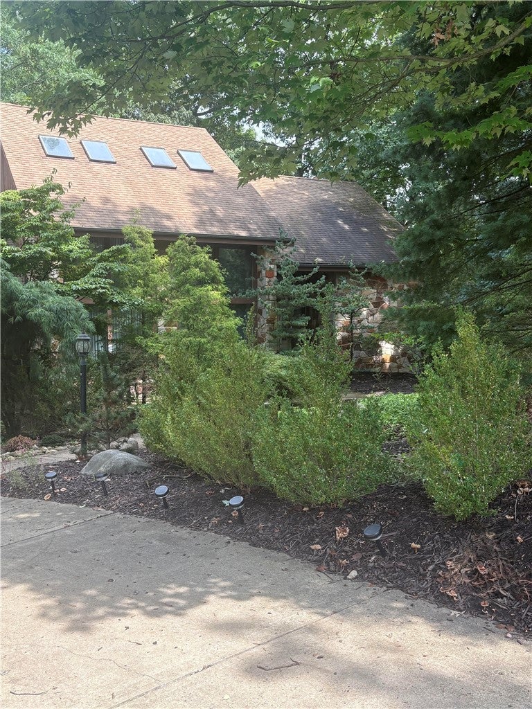 125 Gatehouse Drive