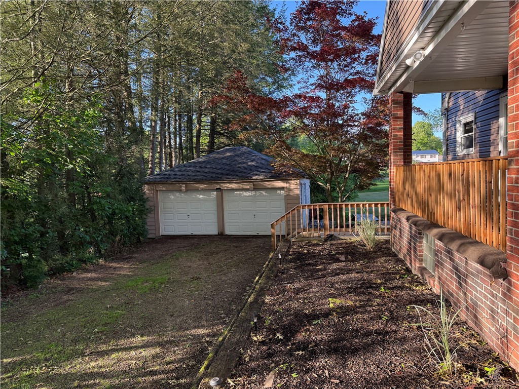 2225 Pleasantview Dr