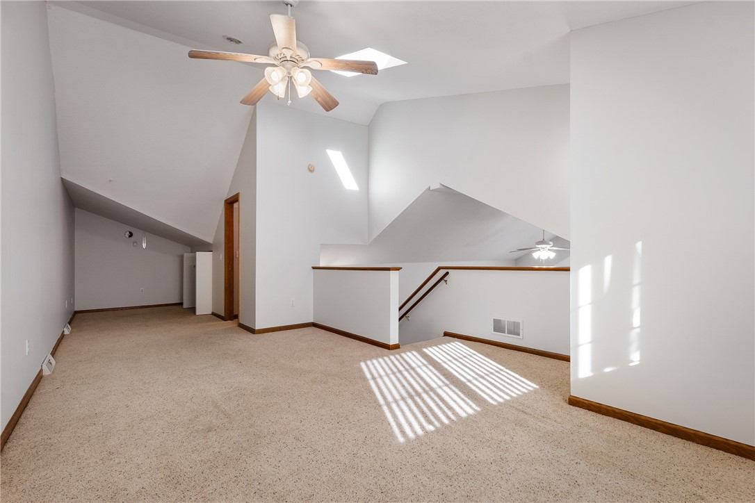 Clinton Twp, Pennsylvania 16056, United States, 3 Bedrooms Bedrooms, ,3 BathroomsBathrooms,Residential,Pending,27189