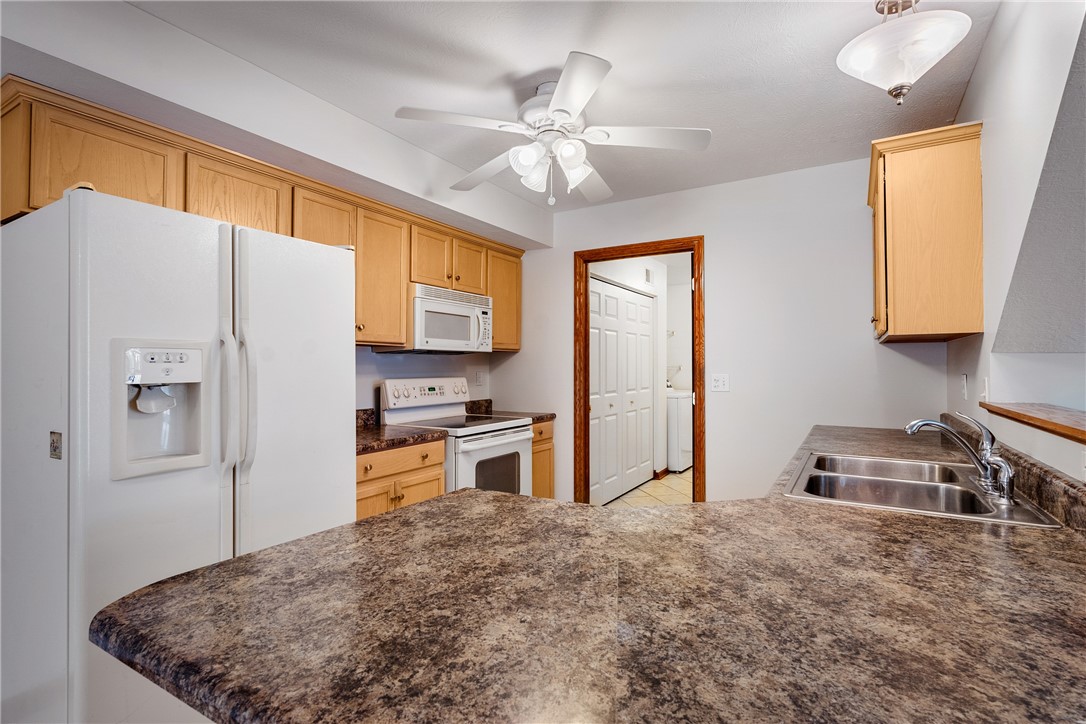 Clinton Twp, Pennsylvania 16056, United States, 3 Bedrooms Bedrooms, ,3 BathroomsBathrooms,Residential,Pending,27189