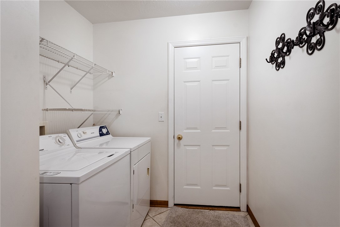 Clinton Twp, Pennsylvania 16056, United States, 3 Bedrooms Bedrooms, ,3 BathroomsBathrooms,Residential,Pending,27189