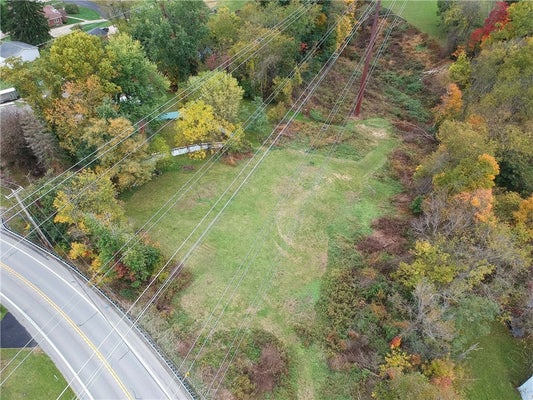 1865 BRODHEAD RD, ALIQUIPPA, PA 15001 - Image c817ef4ec9da7d013c66af792ba212ed/1764246260