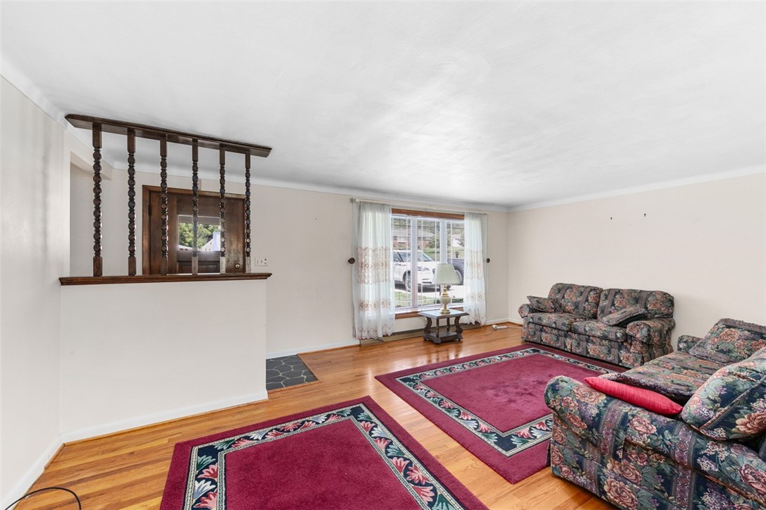 Murrysville, Pennsylvania 15632, United States, 3 Bedrooms Bedrooms, ,3 BathroomsBathrooms,Residential,Active,190029