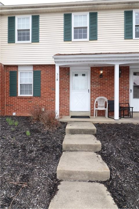 318 Bellford Ct Cranberry Twp PA 16066