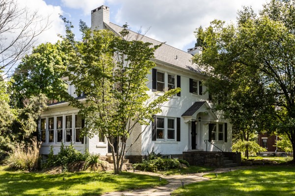 211 Belmont Rd