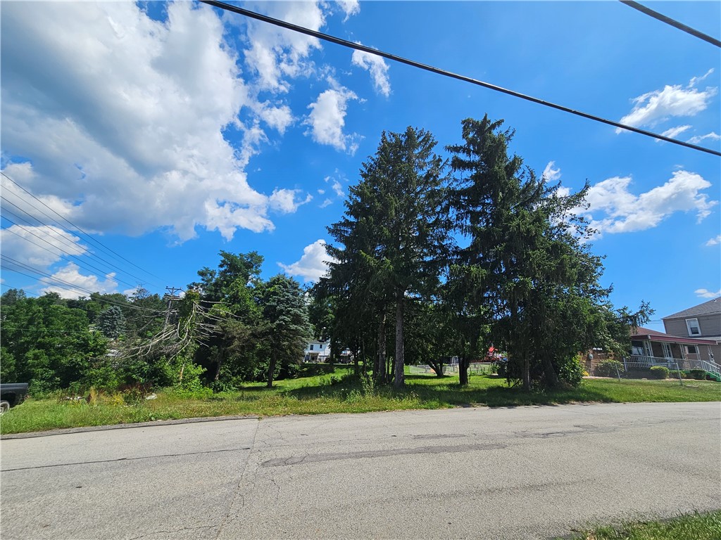 View Elizabeth Twp/Boro, PA 15037 land