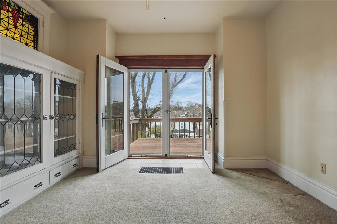 Dormont, Pennsylvania 15216, United States, 4 Bedrooms Bedrooms, ,1 BathroomBathrooms,Residential,Contingent,111238