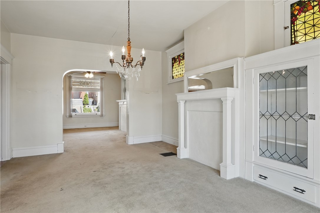 Dormont, Pennsylvania 15216, United States, 4 Bedrooms Bedrooms, ,1 BathroomBathrooms,Residential,Contingent,111238