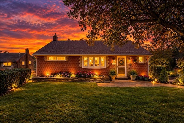 210 LINHART LN, PITTSBURGH, PA 15236 - Image c86f9d7dc37f536bcff906a1ddfdff9c/3676923444
