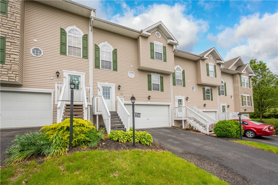 239 Mountain Dr