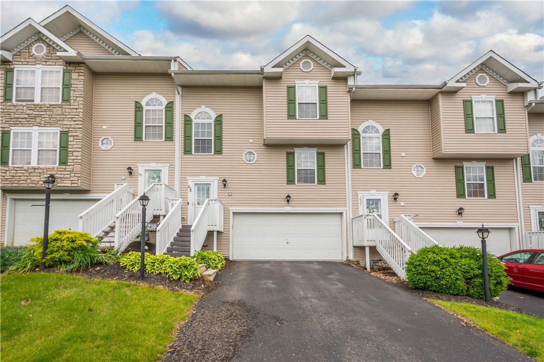 239 Mountain Dr Dr, Carnegie, Pennsylvania image 1