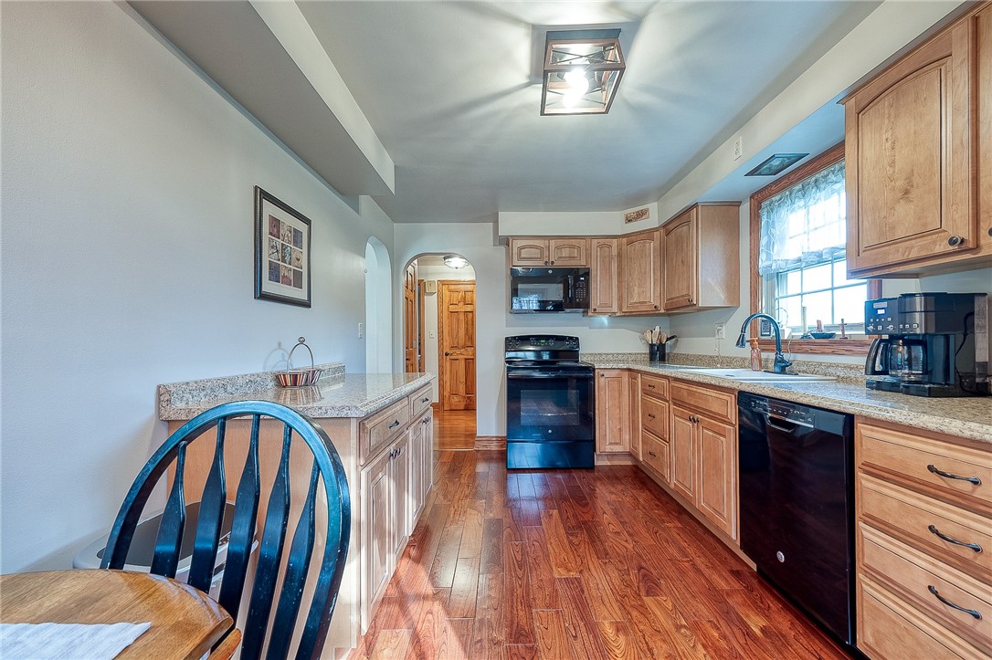500 Maple Terrace Ter, East Brady, Pennsylvania image 11