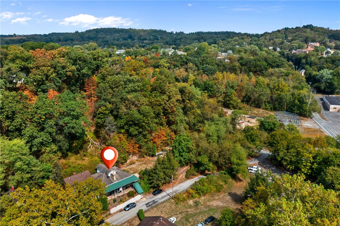 Aliquippa, Pennsylvania 15001, United States, 3 Bedrooms Bedrooms, ,3 BathroomsBathrooms,Residential,Contingent,215928