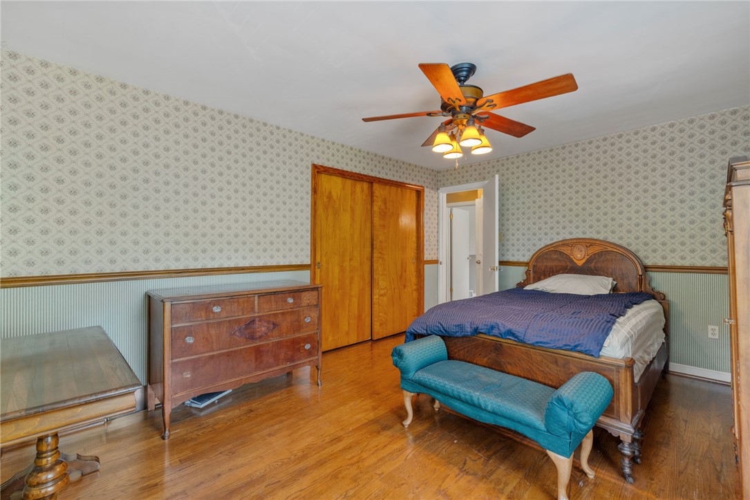 Aliquippa, Pennsylvania 15001, United States, 3 Bedrooms Bedrooms, ,3 BathroomsBathrooms,Residential,Contingent,215928