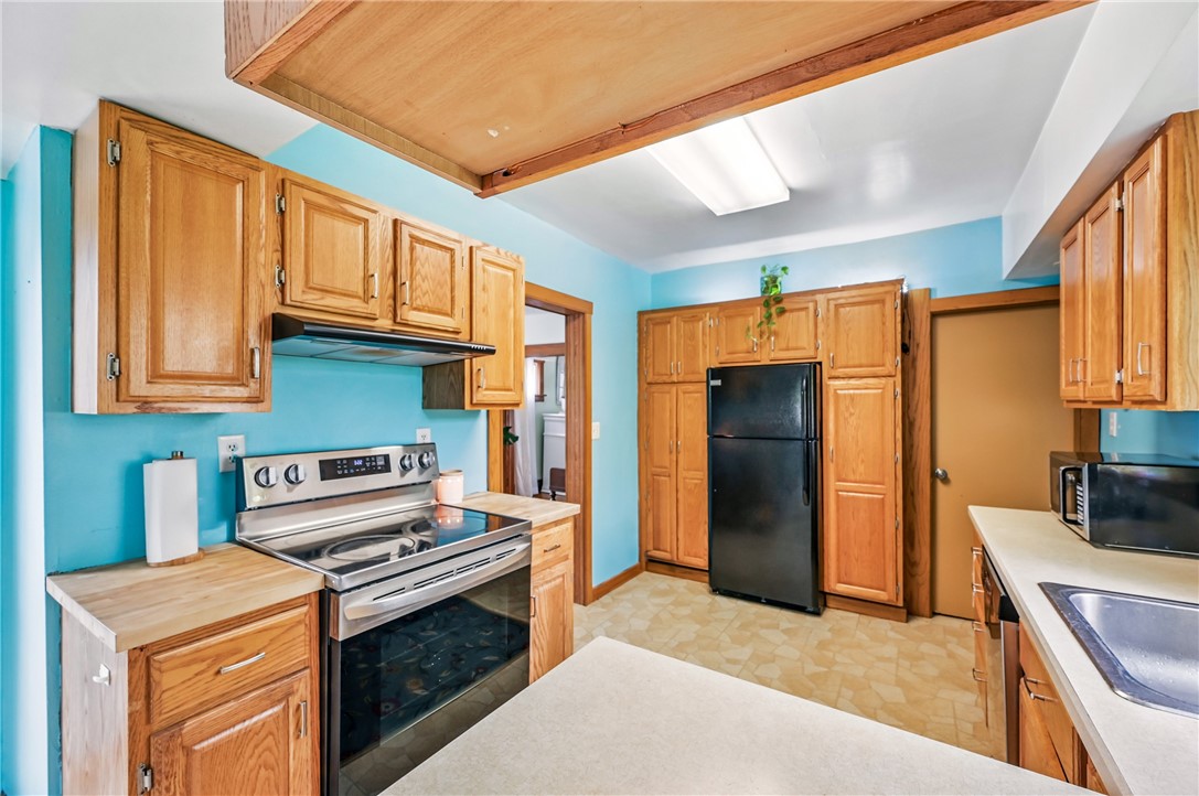188 Taylor Ave, Sharon, Pennsylvania image 16
